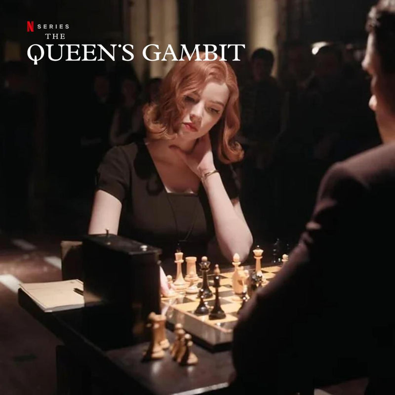 Sjakksett | Queens Gambit Official | 50x50 cm-Sjakk-Ferrer-Kvalitetstid AS